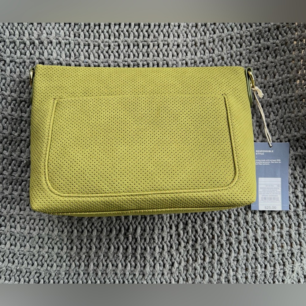 Universal thread Olive green crossbody